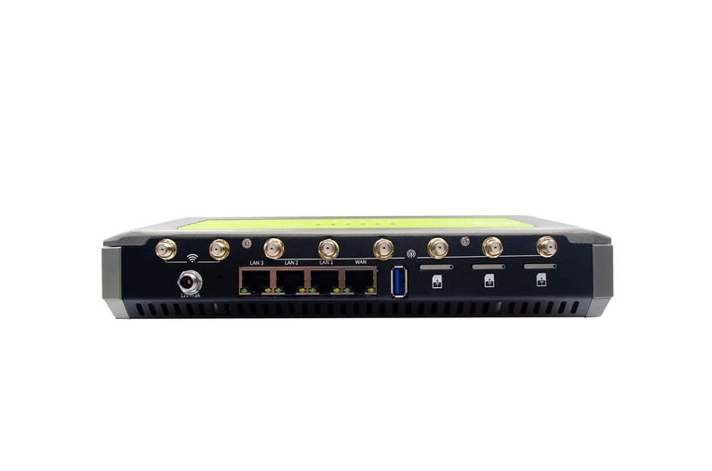 Cedar Router C3 1x5G 2x4G Bonding Router